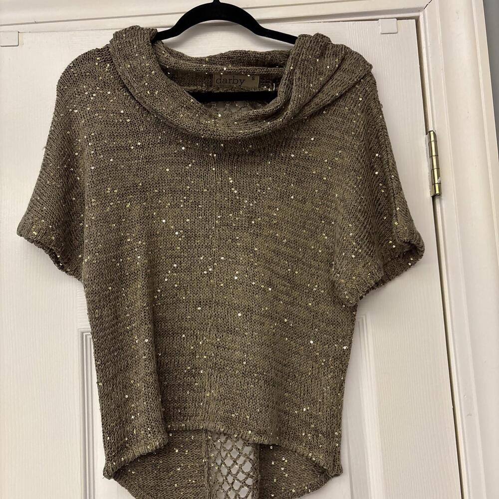 Darby Short Sleeve Taupe Sequin Sweater Size Small. Accent Back. Knit. Cocktail